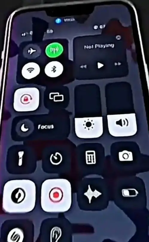 Anh Camera iPhone CapCut Template